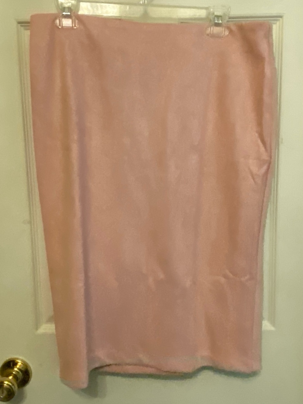 Amazon Women's Blush Pink Pencil Skirt. peach. 🍑